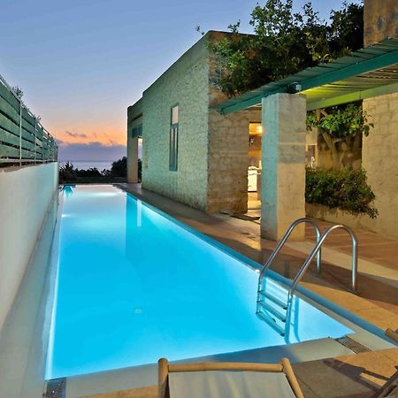 Livadia  Villa Mediterranea, With Heated Pool מראה חיצוני תמונה
