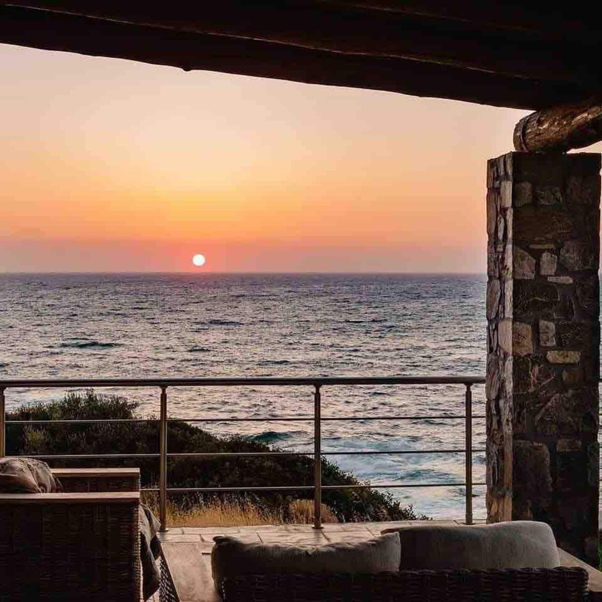 Livadia  Villa Mediterranea, With Heated Pool מראה חיצוני תמונה